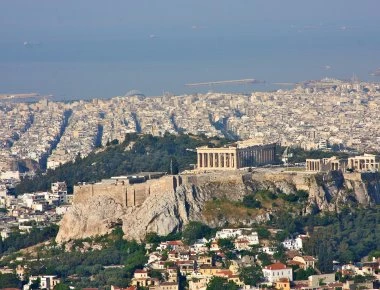Τι προβλέπει το ν/σ του Π. Σκουρλέτη για την Β' Αθηνών- Πως θα μοιραστούν οι 35 δήμοι